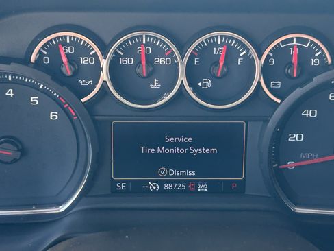 Used 2021 Chevrolet Tahoe LT AWD/4WD image 17