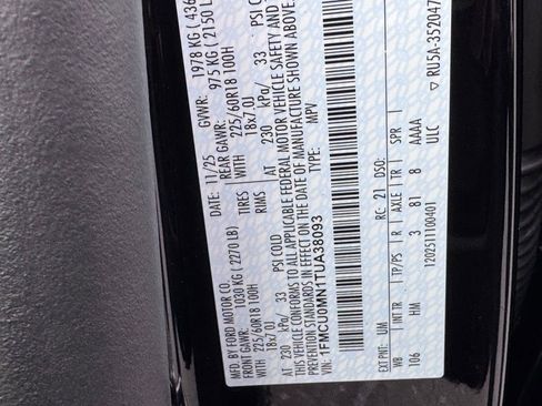 New 2026 Ford Escape ST-Line w/ Cold Weather Package image 43