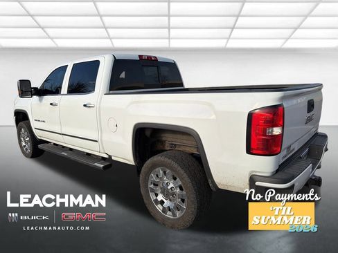 Used 2017 GMC Sierra 2500 Denali w/ Duramax Plus Package image 7