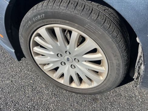 Used 2011 Ford Fusion Hybrid image 17