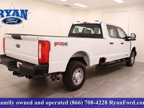 New 2025 Ford F250 XL w/ FX4 Off-Road Package image 5