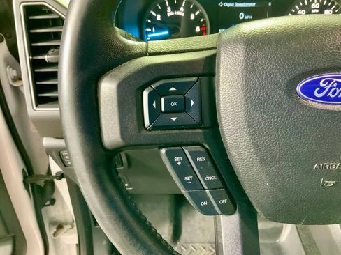 Used 2018 Ford F150 XLT w/ Equipment Group 302A Luxury AWD/4WD image 25
