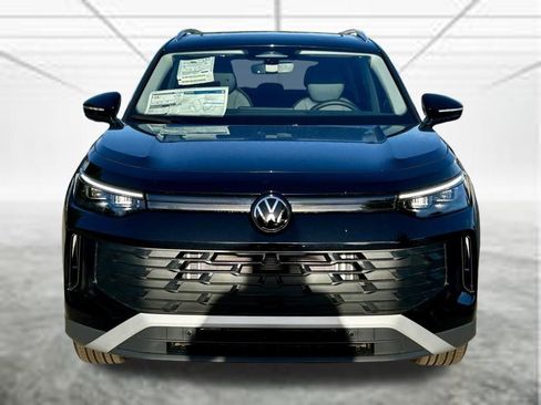 New 2026 Volkswagen Tiguan SE AWD/4WD image 2
