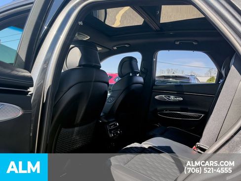 Used 2023 Genesis GV70 3.5T Sport w/ Sport Prestige Package image 15
