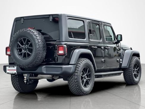 Used 2019 Jeep Wrangler Unlimited Sport S AWD/4WD image 5
