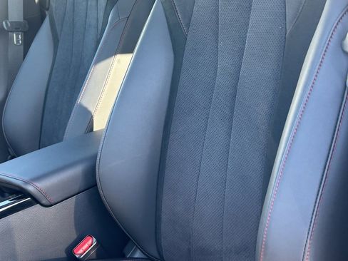 Certified 2025 Acura ADX A-Spec image 9