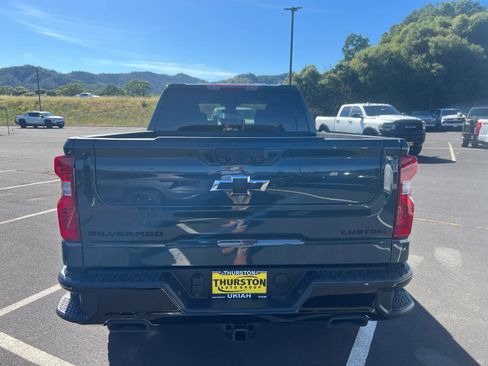 New 2026 Chevrolet Silverado 1500 Custom Trail Boss w/ Dark Appearance Package image 7