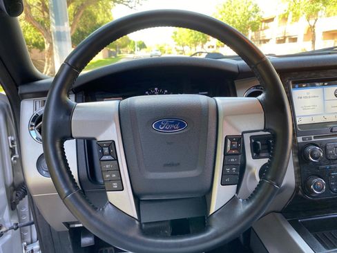 Used 2016 Ford Expedition Limited AWD/4WD image 71