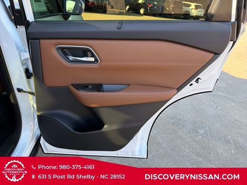 New 2026 Nissan Rogue Platinum w/ Platinum Premium Package image 38