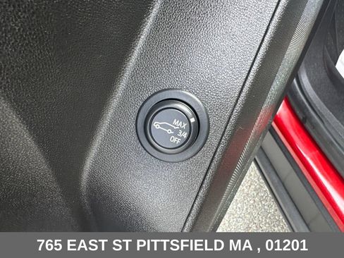 Used 2023 Chevrolet Equinox LT AWD/4WD image 15