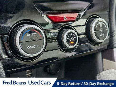 Used 2023 Subaru Forester Premium AWD/4WD image 21