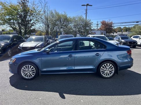 Used 2016 Volkswagen Jetta SEL w/ Lighting Package image 5