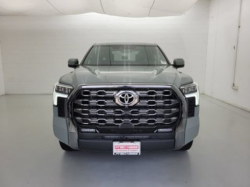 Used 2024 Toyota Tundra Platinum AWD/4WD image 3