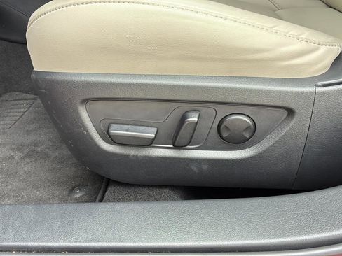 Used 2024 MAZDA CX-30 AWD 2.5 S w/ Preferred Package image 14