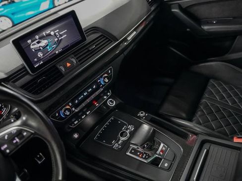 Used 2020 Audi SQ5 Premium Plus w/ Premium Plus Package AWD/4WD image 7