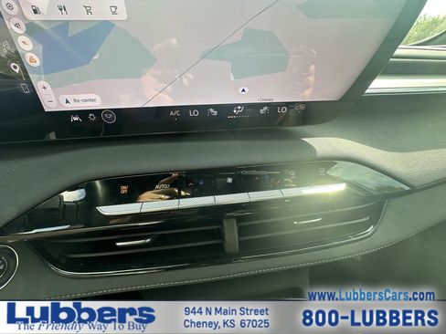 Used 2026 Buick Enclave Preferred AWD/4WD image 19