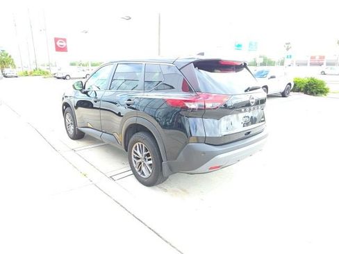 Used 2023 Nissan Rogue S AWD/4WD image 6