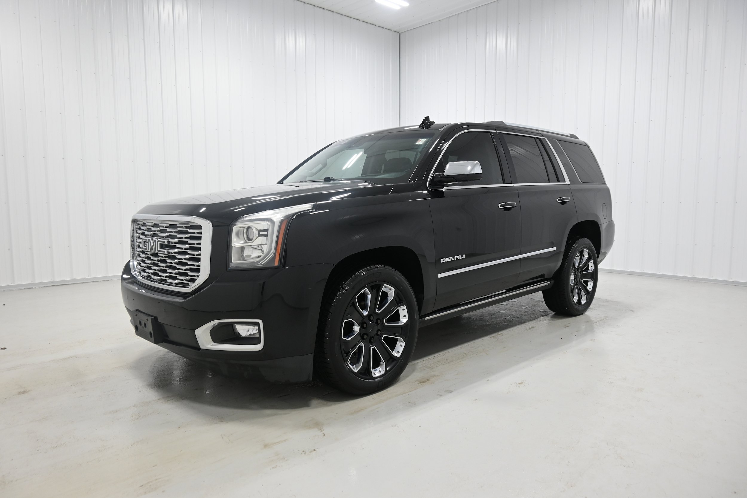 Used 2019 GMC Yukon Denali w/ Denali Ultimate Package AWD/4WD image 25