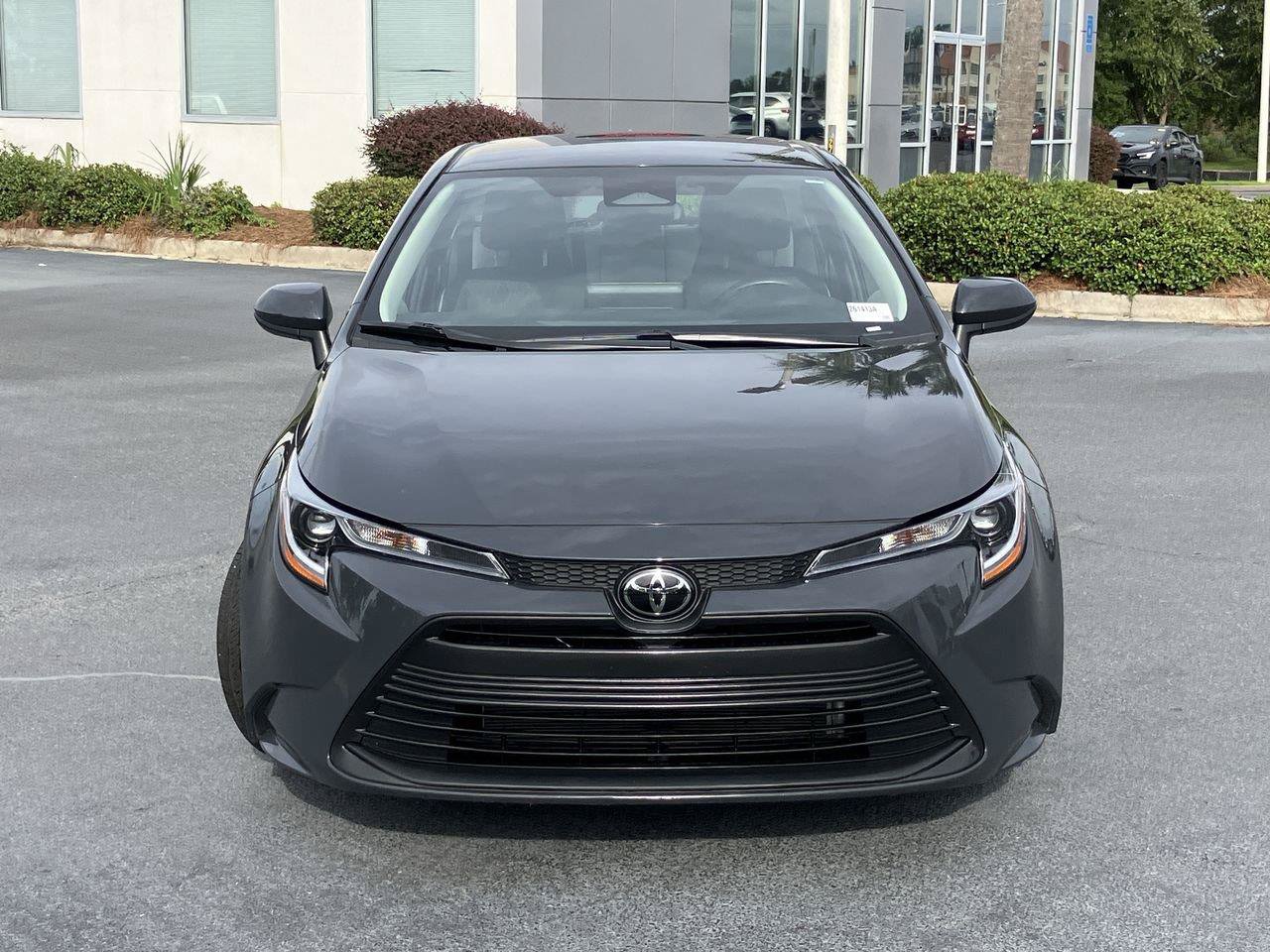 Certified 2025 Toyota Corolla LE w/ Convenience Package FWD image 8