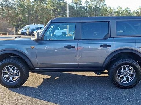 Certified 2025 Ford Bronco Badlands image 5