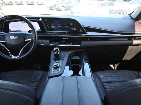 Used 2023 Cadillac Escalade ESV Sport Platinum AWD/4WD image 9