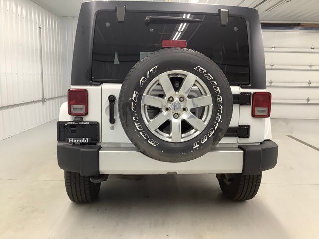 Used 2018 Jeep Wrangler Unlimited Sahara w/ Dual Top Group AWD/4WD image 5