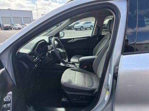 Used 2020 Ford Escape SE image 10