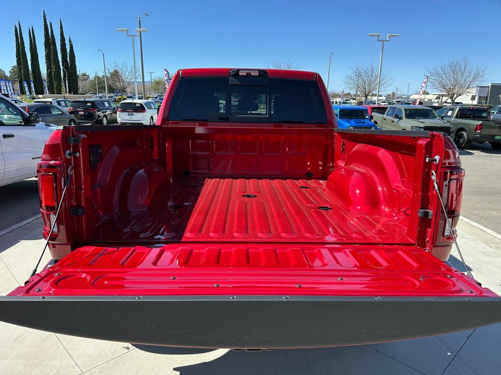 New 2026 RAM 2500 Laramie w/ Night Edition AWD/4WD image 18