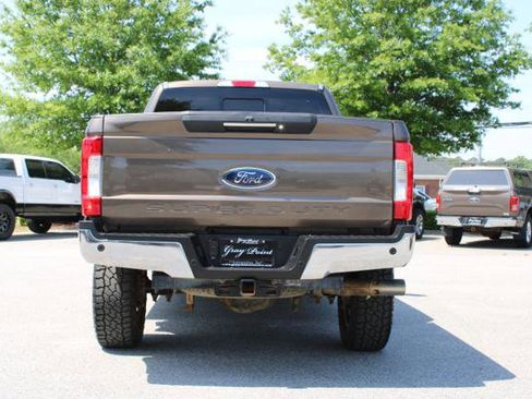 Used 2017 Ford F250 Lariat w/ Lariat Ultimate Package image 6