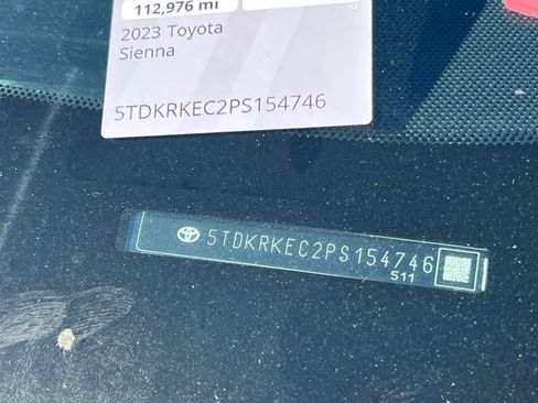 Certified 2023 Toyota Sienna LE FWD image 23