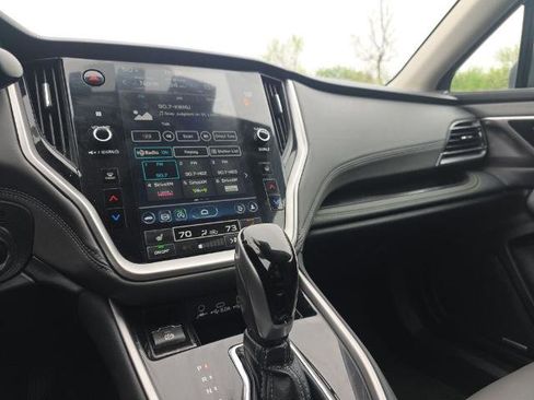 Used 2025 Subaru Outback Onyx Edition image 8