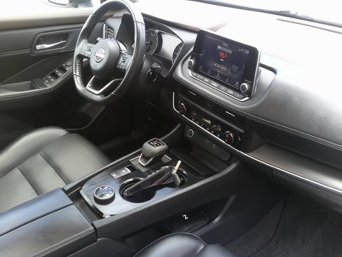 Used 2023 Nissan Rogue SV w/ SV Premium B Package AWD/4WD image 28