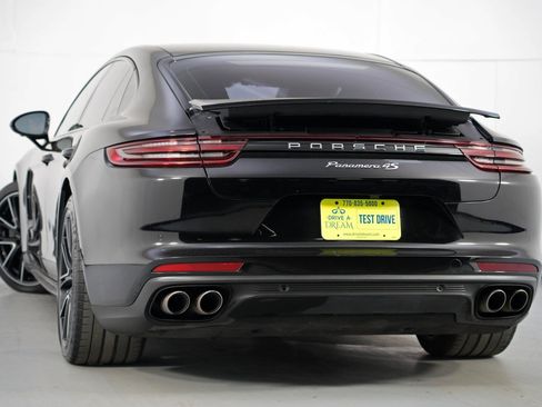 Used 2018 Porsche Panamera 4S w/ Premium Package Plus AWD/4WD image 6