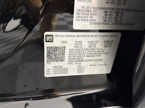 Used 2023 Chevrolet Silverado 1500 ZR2 w/ Technology Package image 35