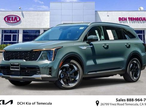Certified 2025 Kia Sorento EX AWD/4WD image 1