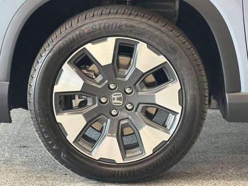 New 2026 Honda Pilot Elite image 24