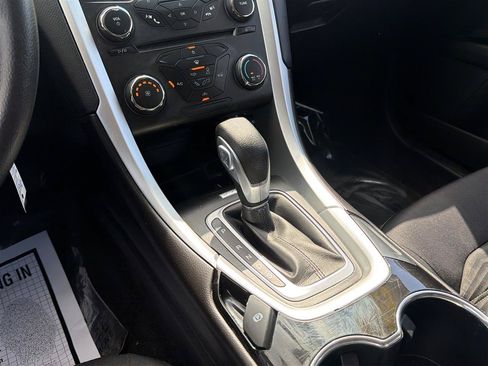 Used 2016 Ford Fusion SE FWD image 17