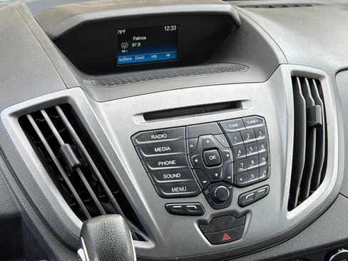 Used 2018 Ford Transit 350 XL image 19