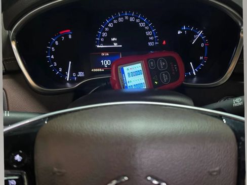 Used 2015 Cadillac SRX Luxury w/ Trailering Package AWD/4WD image 23
