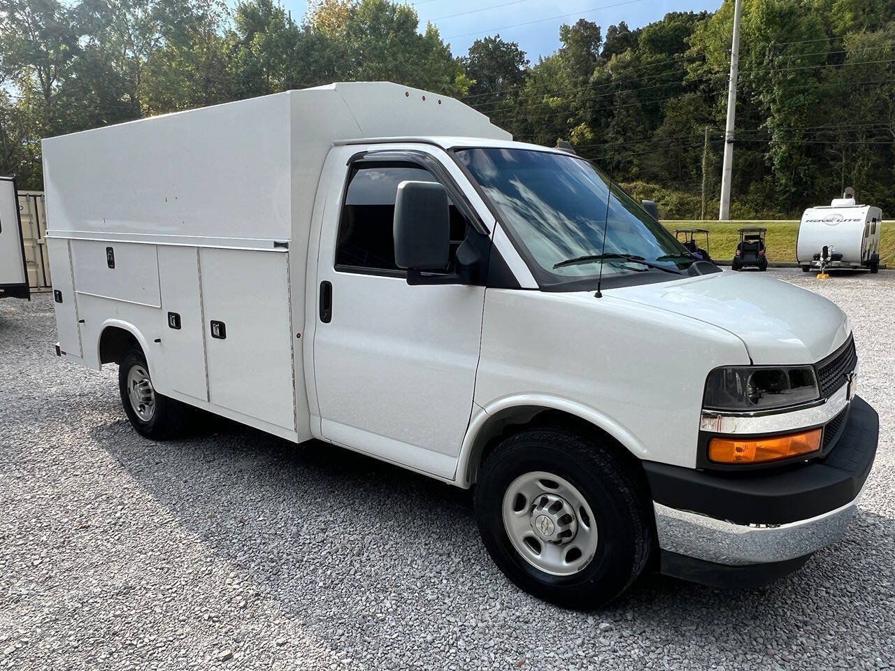 Used 2023 Chevrolet Express 3500 w/ Power Convenience Package RWD image 7