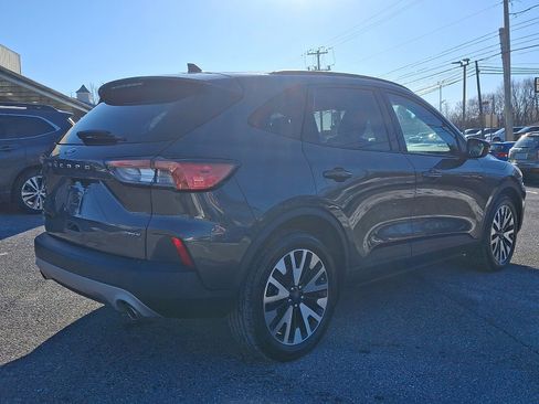 Used 2020 Ford Escape SE Sport image 4