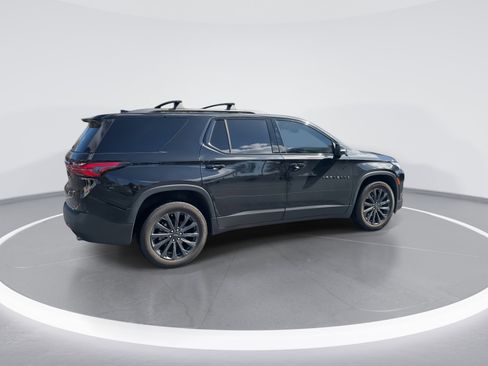 Used 2023 Chevrolet Traverse RS image 9