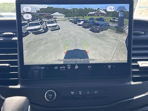 New 2026 Ford Transit 250 148 Medium Roof w/ Load Area Protection Package RWD image 24