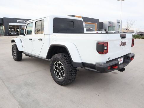 New 2026 Jeep Gladiator Rubicon w/ Steel Power Dome Hood Package AWD/4WD image 22