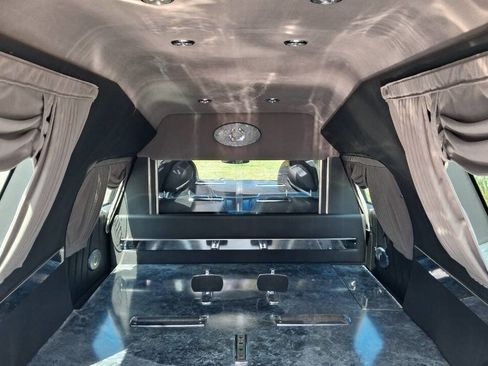 Used 2014 Cadillac XTS Hearse image 17