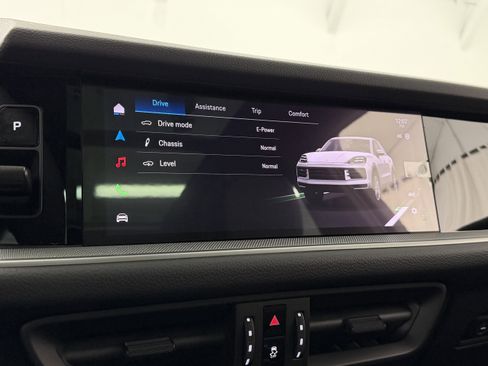 New 2026 Porsche Cayenne S image 43