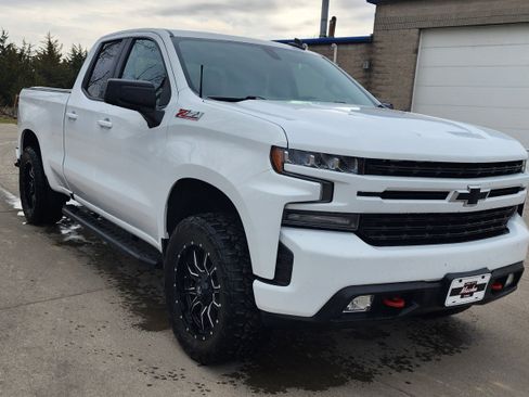Used 2020 Chevrolet Silverado 1500 RST image 3