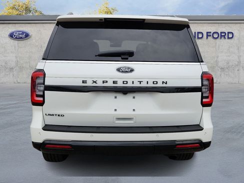 Used 2023 Ford Expedition Limited AWD/4WD image 5