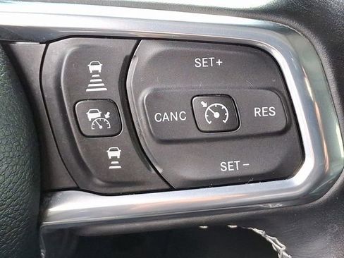 Used 2022 Jeep Gladiator Overland w/ Popular Equipment Package image 24