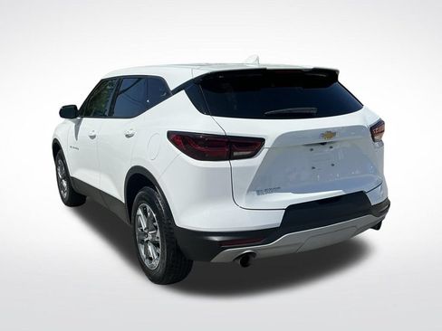 Used 2024 Chevrolet Blazer LT FWD image 6